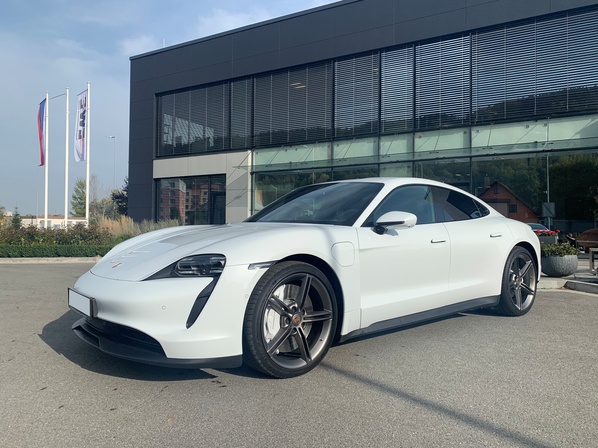 EWE s.r.o. | EWE cars, EWE nabídka vozů a prodej aut